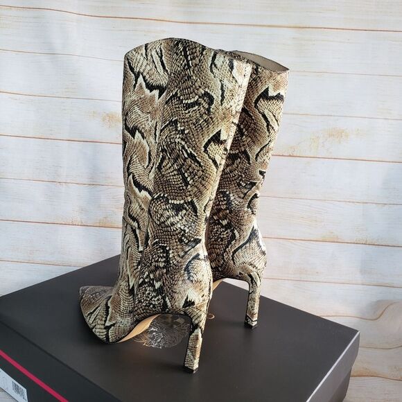 Vince Camuto Leather Senimda Pointy Toe Snake Print Heeled Boots Size 8 1/2M - Picture 6 of 16
